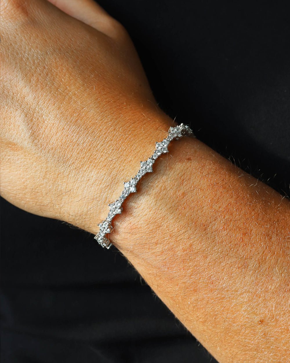 HONEYCOMB BRACELET IN WHITE GOLD