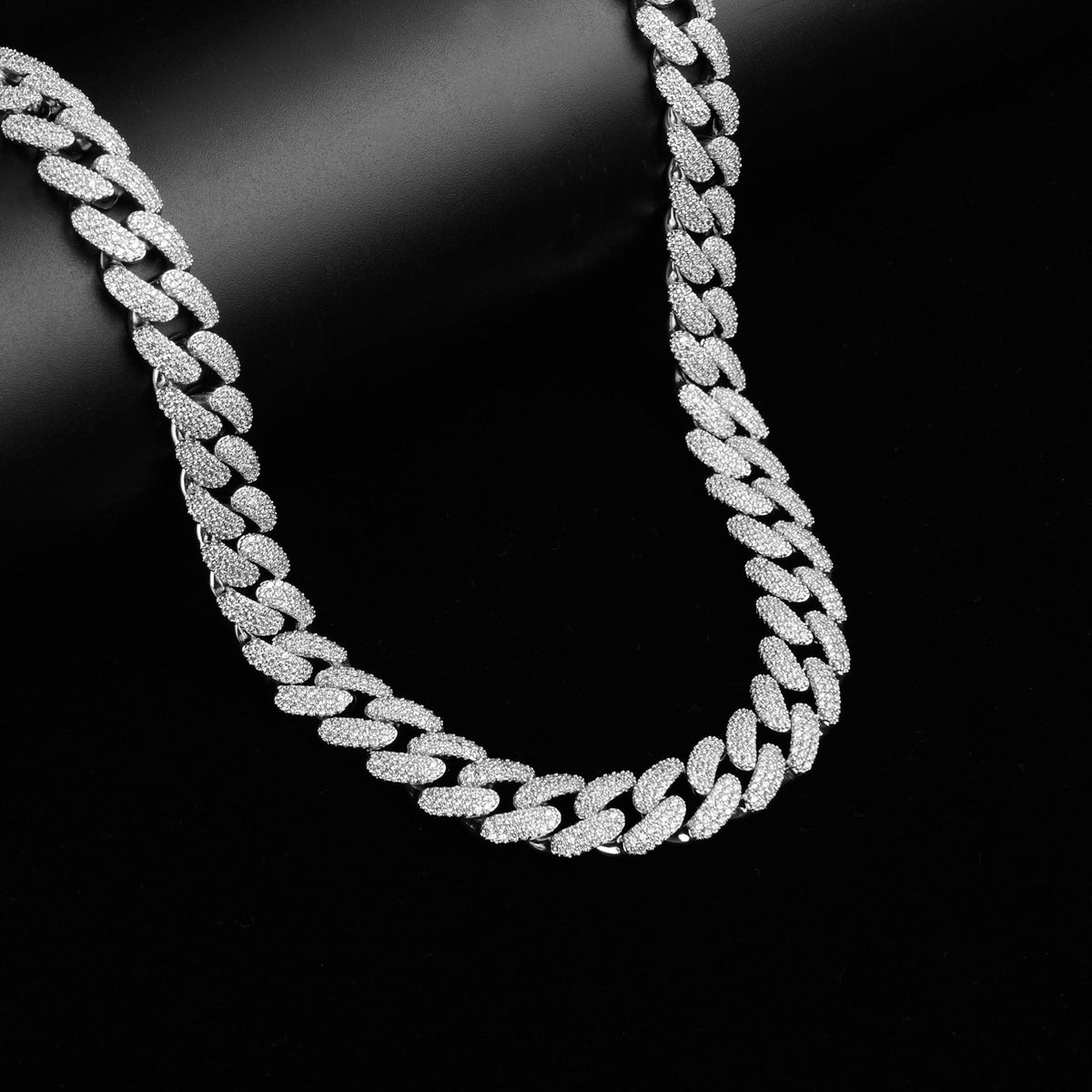 10 MM DIAMOND CUBAN LINK NECKLACE