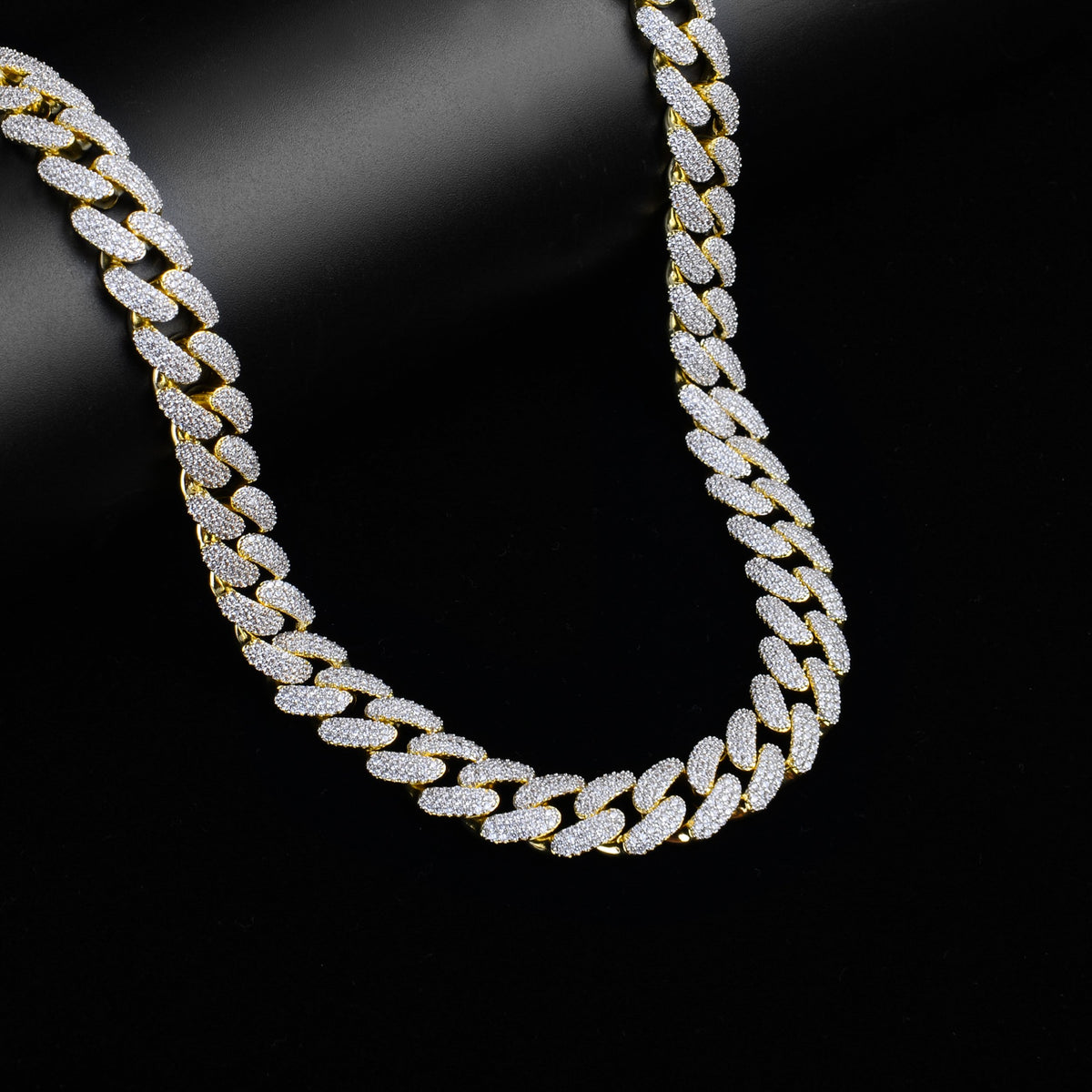 10 MM DIAMOND CUBAN LINK NECKLACE