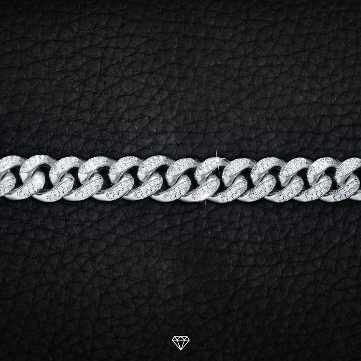 DIAMOND CUBAN CHAIN IN WHITE GOLD