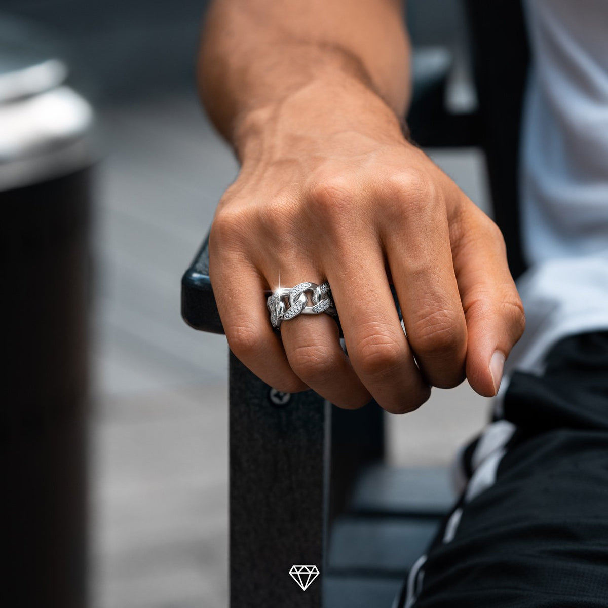 DIAMOND CUBAN RING IN WHITE GOLD