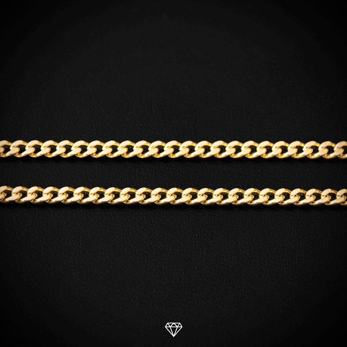MICRO CUBAN CHAIN IN YELLOW GOLD