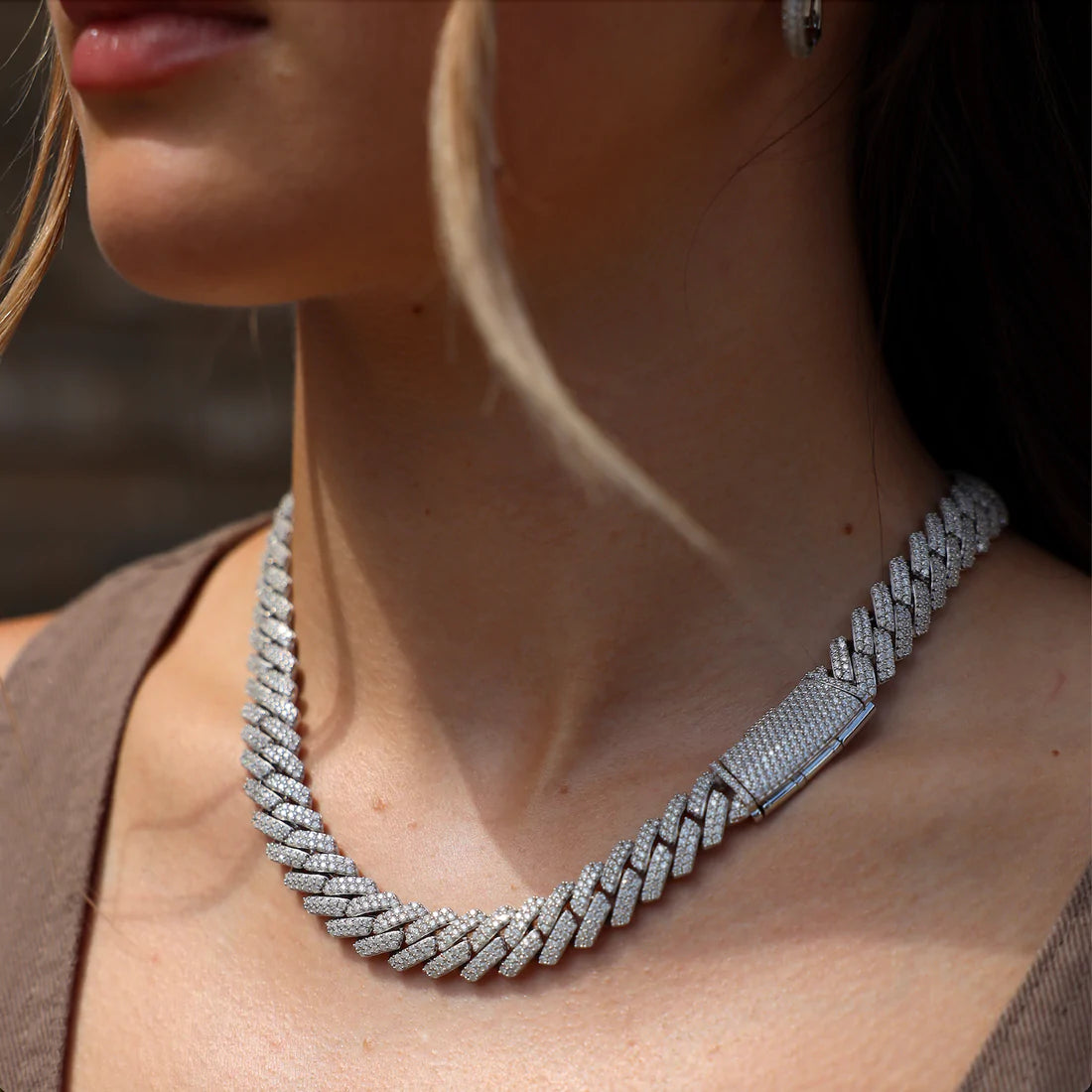 PRONG CUBAN LINK CHAIN IN WHITE GOLD