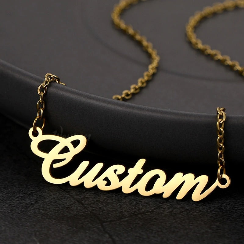 CUSTOM GOLD NAME NECKLACE